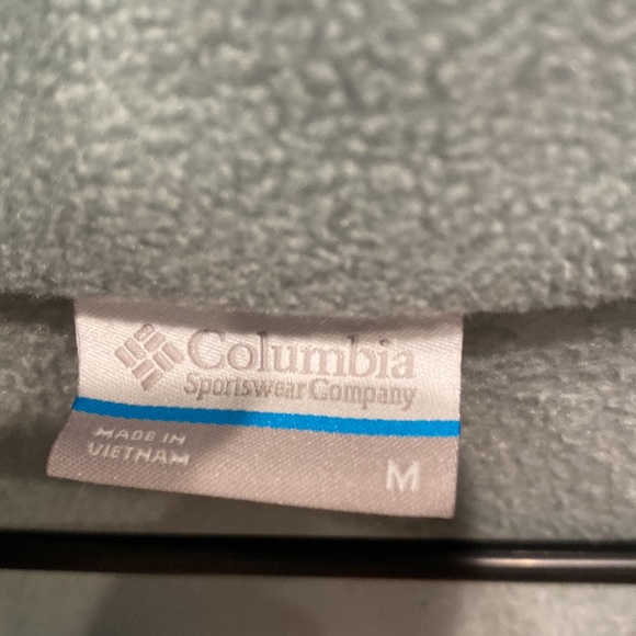 Olive green Columbia jacket - Picture 3 of 4